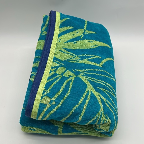 2393- Sun Squad Blue and Green Beach Towel 6 FT Long NWT - Picture 3 of 9